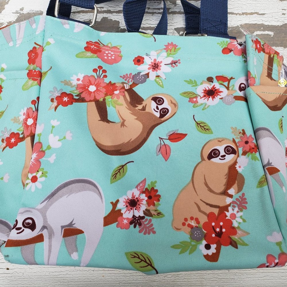 'Hang in There' Sloth Organizer Tote
